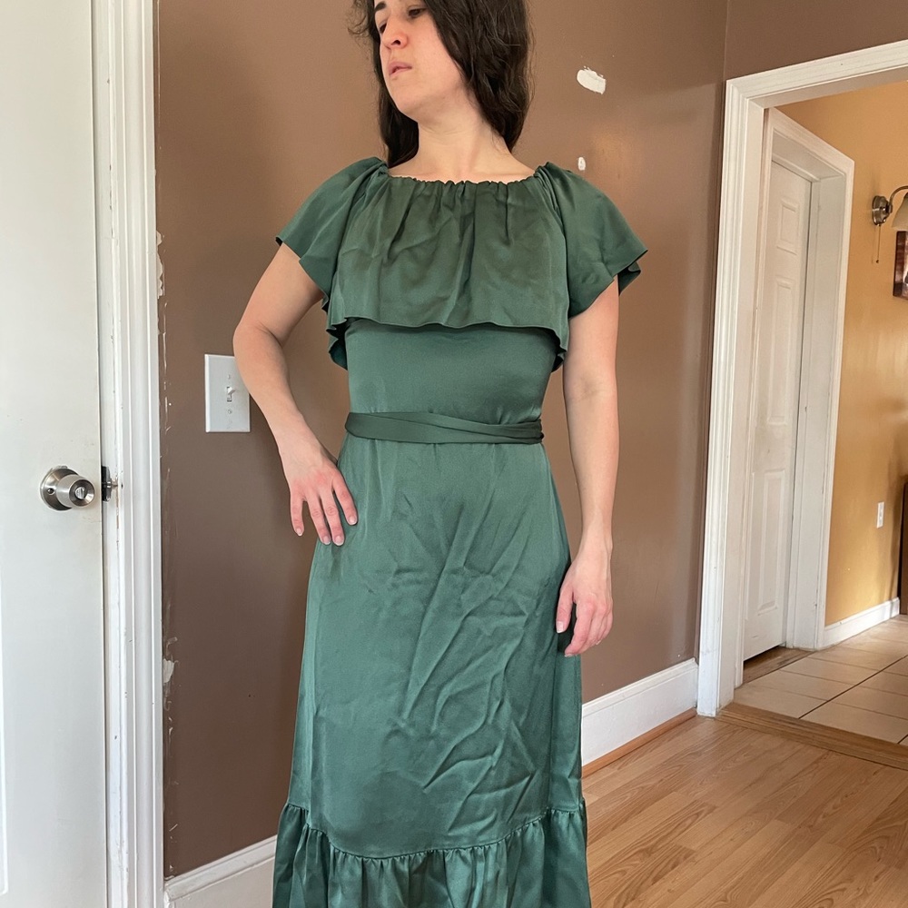 Beautiful green Barney’s dress size 38 (Italy)